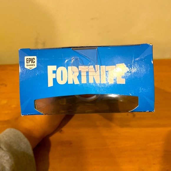 Fortnite Rust Lord 12" 2019 Victory Series Posable Action Figure New in Box - Picture 6 of 8